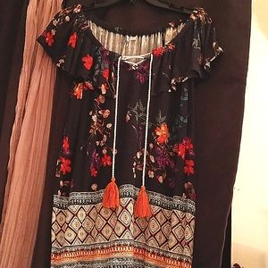 Cato est1946 flowy black ruffled floral blouse M